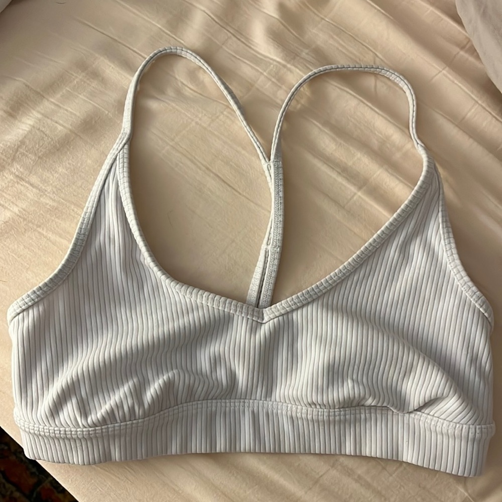 Alo white sports bra small